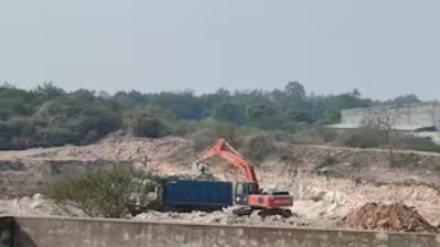 મોરબી જિલ્લામાં ખનીજ માફિયાનું આતંક: સતત ધમકીઓથી ત્રાહીમામ પોકારતા ત્રણ યુવકોનો એકસાથે આપઘાતનો પ્રયાસ—સ્થાનિકોમાં ચિંતા અને તંત્ર સામે પ્રશ્નો