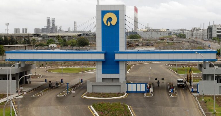 મનગર રિલાયન્સ GGH કેમ્પસ પર મેગા મોકડ્રિલ : જિલ્લાના ડિઝાસ્ટર મેનેજમેન્ટ તંત્રની સૌથી મોટી તૈયારીની કસોટી – જીવ-માલના રક્ષણ માટે 360° રેસ્પોન્સ સિસ્ટમનું પ્રદર્શન