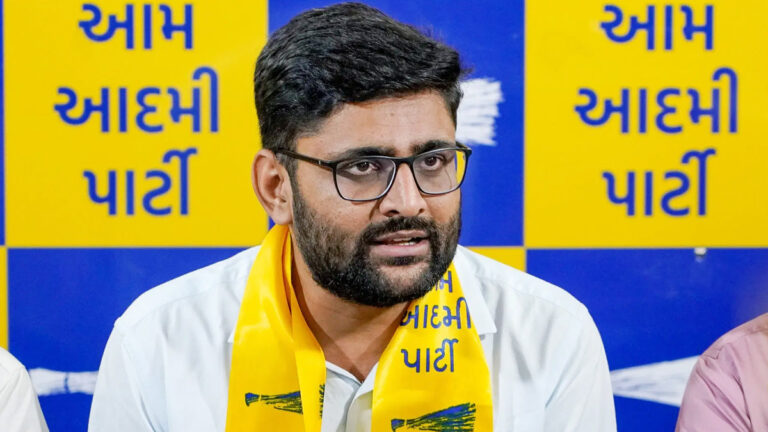 જૂનાગઢમાં ગોપાલ ઇટાલિયાનો સરકાર સામે કડક પ્રહાર.