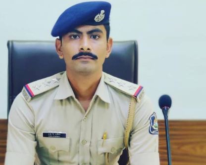 જામનગરમાં એસપીનો કડક દંડાત્મક અભિગમ: 2019ના અપહરણ કેસની તપાસમાં બેદરકારી બદલ PI વાય.જે. વાધેલા સસ્પેન્ડ, પોલીસ બેડામાં ચકચાર