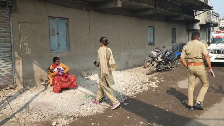 ચામુંડાનગરમાં મહિલાઓનો ધમાકો.