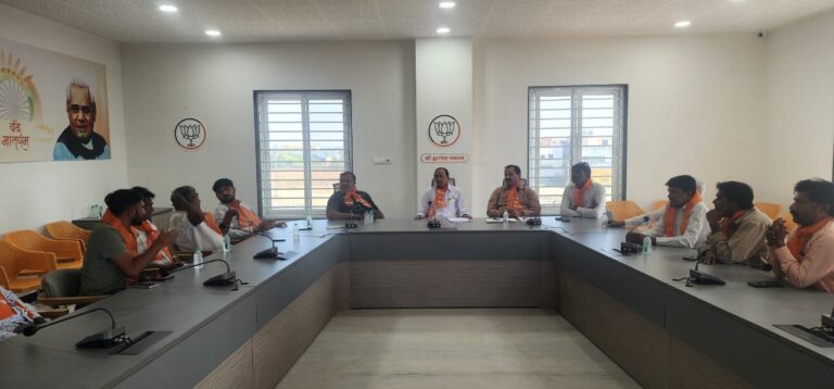 “આત્મા નિર્ભર ભારત સંકલ્પ અભિયાન–2025” અંતર્ગત દેવભૂમિ દ્વારકા જિલ્લામાં કિસાન મોરચાની વિશેષ બેઠક.