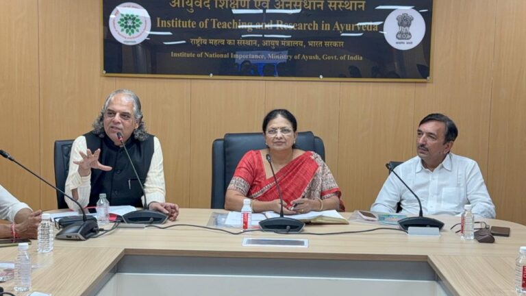 પરંપરાગત ચિકિત્સાને વૈશ્વિક મુખ્યપ્રવાહમાં લાવશે નવી દિલ્હી સમિટ.