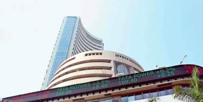 બજાર નીચેના મથાળેથી મજબૂત બાઉન્સ, પરંતુ અંતે નગણ્ય ઘટાડે બંધ.