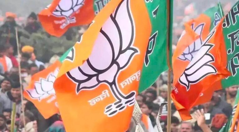 મહારાષ્ટ્ર નાગરિક ચૂંટણીમાં ભાજપની ઐતિહાસિક જીત.