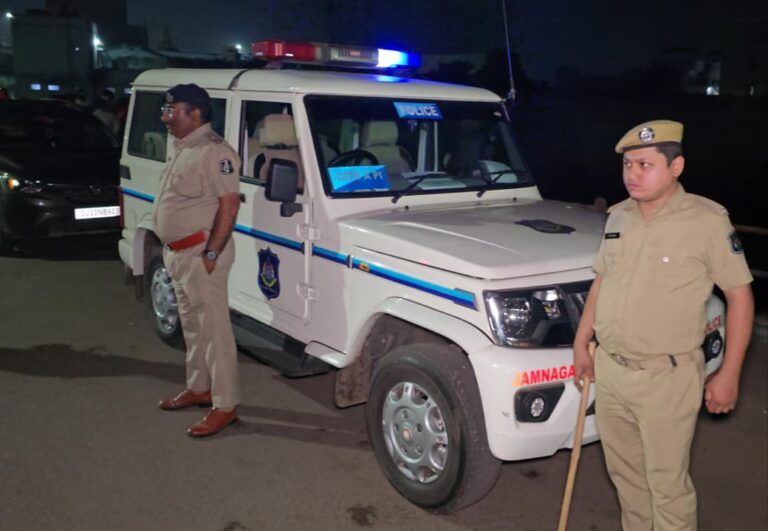 જામનગરમાં મધરાતે ચકચાર: કાલાવડ નાકા બહાર રંગમતી નદીના પુલ પરથી અજાણ્યા વ્યક્તિએ મોતનો કુદકો માર્યાની આશંકા, કલાકો સુધી શોધખોળ છતાં કોઈ પત્તો નહીં