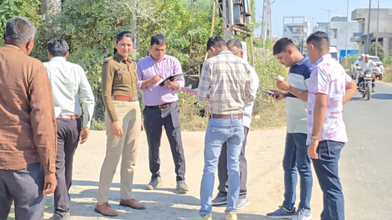 શહેરા નાડા બાયપાસ પર ફિલ્મી ઢબે હુમલો: સ્કોર્પિયો ગાડીએ ઈકોને ટક્કર મારી પલટી ખવડાવી.