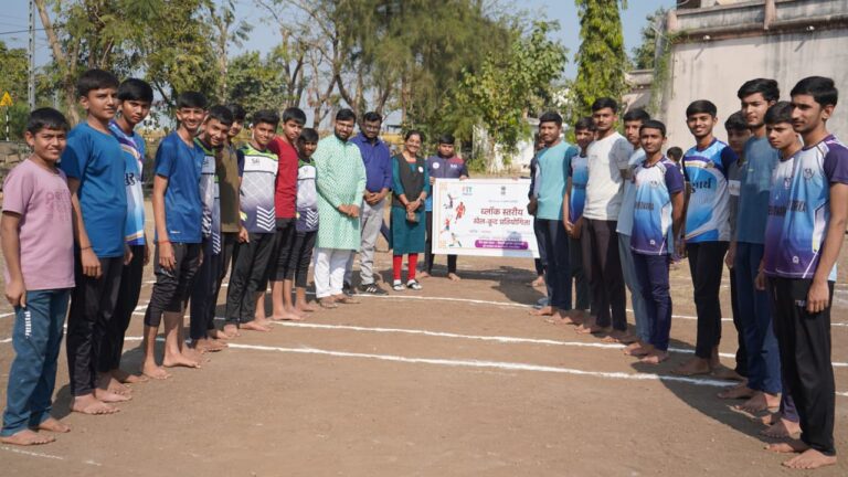 ભાણવડમાં યુવા નેહરુ કેન્દ્ર દ્વારા બ્લોક સ્તરીય રમતગમત ઉત્સવ: પુરુષાર્થ વિદ્યાનિકેતને તમામ રમતોમાં ઝળહળતી જીત સાથે મેડલ-શિલ્ડ પર કબજો જમાવ્યો