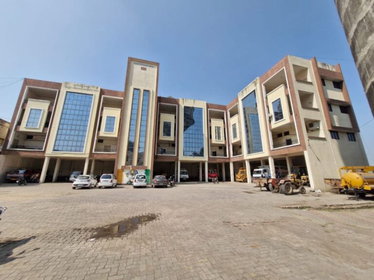 જેતપુર નગરપાલિકાના સરદાર ગાર્ડન નાસ્તા ગૃહના ભાડા કરારને રીન્યુ કરવાની તૈયારીથી ભાજપમાં જોરદાર વિવાદ