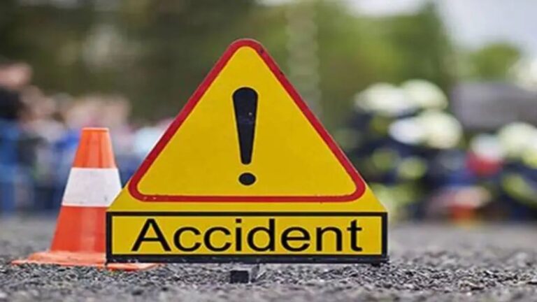 મથુરામાં યમુના એક્સપ્રેસવે પર ભીષણ અકસ્માત.