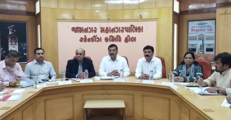 ટ્રાફિકથી ત્રસ્ત જામનગરને મળશે નવી રાહત: ઓશવાળ સેન્ટરથી દિગજામ સર્કલ સુધી શહેરનો પહેલો 6-ટ્રેક રોડ – વિકાસનો નવો માઈલસ્ટોન