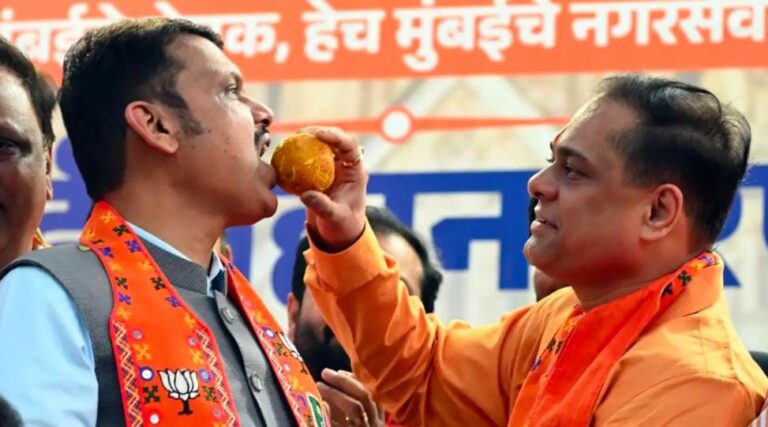 મુંબઈમાં ઠાકરેનો કિલ્લો ધરાશાયી! 45 વર્ષ બાદ ભગવો ઝંડો લહેરાયો – BJPની ઐતિહાસિક જીત, હવે કોણ બનશે BMCનો પહેલો ભાજપનો મેયર?