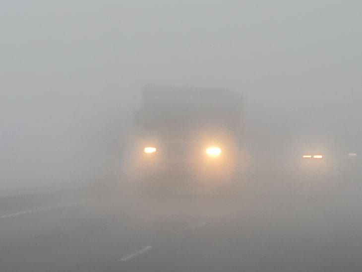 જામનગર જિલ્લામાં ગાઢ ધુમ્મસે સર્જ્યો અકસ્માતોનો સિલસિલો, રાજકોટ હાઈવે પર ત્રણ સ્થળે ભીષણ અથડામણ