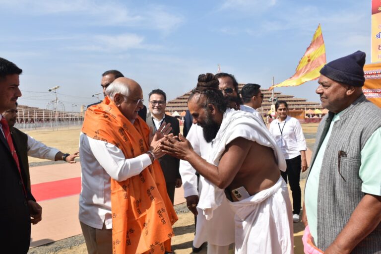 દેવભૂમિ દ્વારકામાં ભક્તિ, યજ્ઞ અને સાધનાનો મહાસંગમ  દેવી ભાગવત કથા, શ્રી મહાચંડી યજ્ઞ અને ૧૦૦૮ મહારુદ્રાભિષેકમાં મુખ્યમંત્રી ભૂપેન્દ્ર પટેલ સંમેલિત