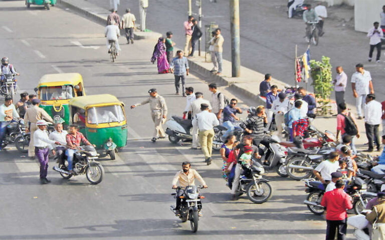 આજથી રાજ્યભરમાં 15 દિવસીય ટ્રાફિક ઝૂંબેશ: ડ્રન્ક એન્ડ ડ્રાઈવથી લઈને કાળા કાચ સુધી કડક કાર્યવાહી