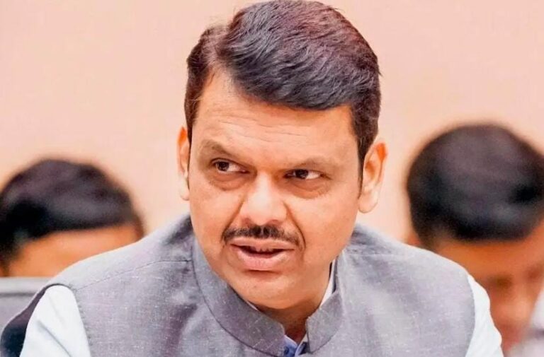 “મુંબઈ પોલીસ શોધીને મારશે” – લૉરેન્સ બિશ્નોઈ ગૅન્ગને ફડણવીસની કડક ચેતવણી, બોલિવૂડમાં ધમકીઓથી ખળભળાટ