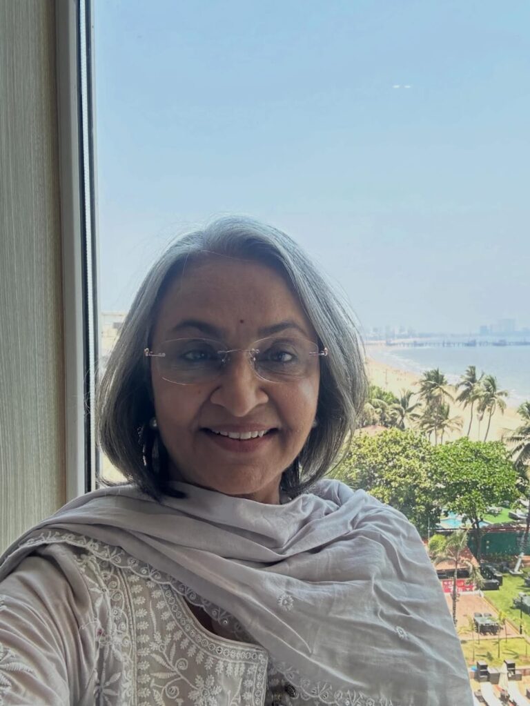 ‘ગબ્બર ઇઝ બૅક’ ફેમ અભિનેત્રી પ્રવિણા દેશપાંડેનું નિધન: ફિલ્મ અને ટીવી જગતમાં શોકની લાગણી, યાદગાર અભિનયને શ્રદ્ધાંજલિ.