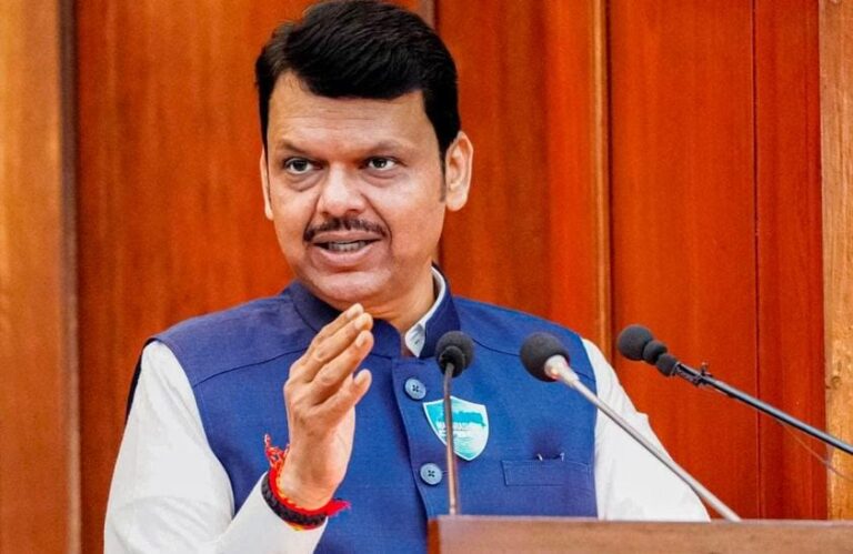 મહારાષ્ટ્રમાં મુસ્લિમ અનામત પર પૂર્ણવિરામ: સરકારના નવા GRથી રાજકીય અને સામાજિક ચર્ચા તેજ.