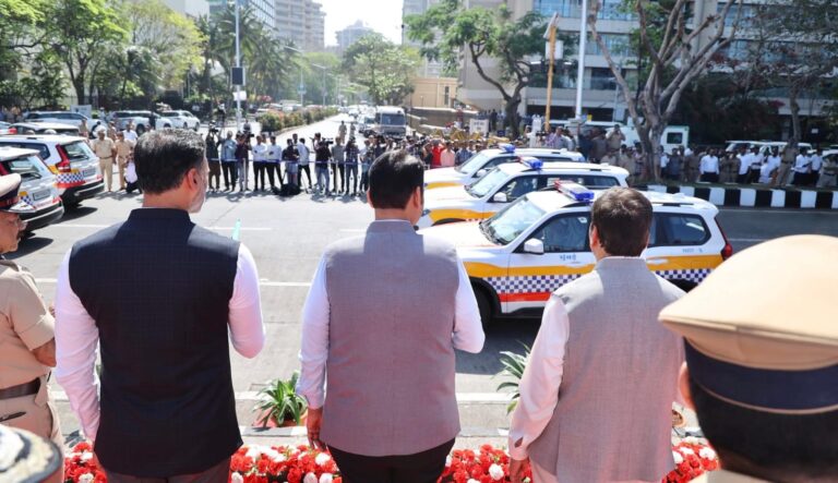 ‘ઝડપી પ્રતિસાદ, મજબૂત સુરક્ષા’: મુંબઈ પોલીસમાં ૧૨૯૦ અદ્યતન વાહનોનો ભવ્ય સમાવેશ.
