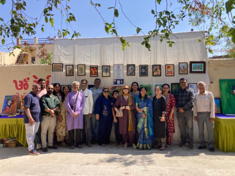 ૐ ટ્રેનિંગ સેન્ટર ખાતે કળાનો રંગોત્સવ: સંજય જાનીના વ્યક્તિગત ચિત્ર પ્રદર્શનનું ઉદ્ઘાટન.