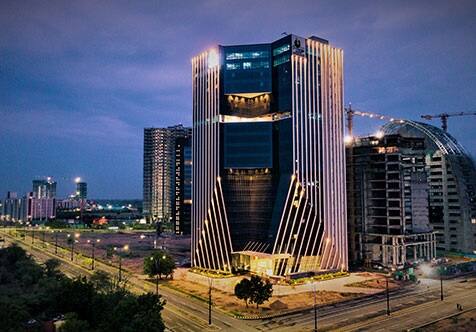 ગિફ્ટ સિટીમાં દારૂના નિયમો હળવા: અમદાવાદ–ગાંધીનગરની 32 હોટલને પરવાના, સરકારને ₹116 કરોડની આવક