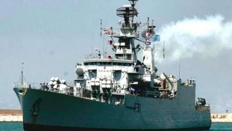 આંતરરાષ્ટ્રીય પાણીમાં ઈરાનના યુદ્ધ જહાજ પર અમેરિકાનો હુમલો, “ભારતના મહેમાન પર હુમલો” કહી ઈરાન ભડક્યું — વધતા તણાવથી વૈશ્વિક રાજનીતિમાં ખળભળાટ.