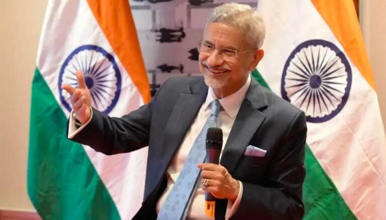 ઈરાનમાંથી ૫૫૦થી વધુ ભારતીયોનો સફળ બચાવ – તણાવ વચ્ચે ભારત સરકારનું મોટું રેસ્ક્યૂ ઓપરેશન, આર્મેનિયા મારફતે સુરક્ષિત વતન વાપસી.