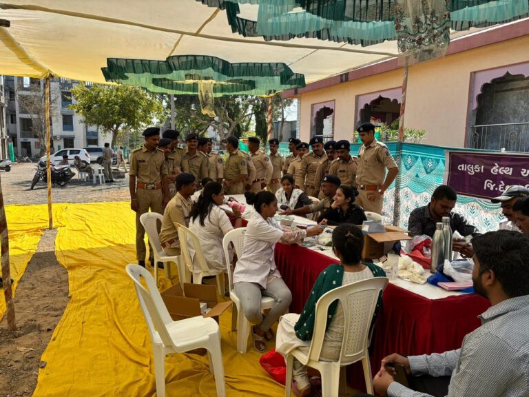 ભાણવડ પોલીસ લાઈનમાં આરોગ્ય જાગૃતિનો સંદેશ — ૧૮૩ પોલીસ કર્મચારીઓ અને પરિવારજનો માટે વિશાળ મેડિકલ ચેકઅપ કેમ્પનું આયોજન.