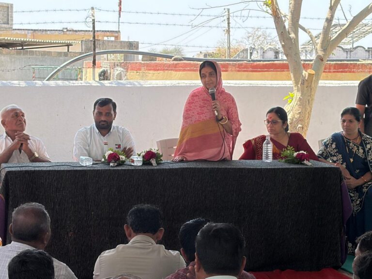 ધૂડશીયા ગામે વિકાસની નવી દિશા — ધારાસભ્ય ગીતાબા જાડેજાના હસ્તે દોઢ કરોડથી વધુના કામોનું ખાતમુહૂર્ત અને લોકાર્પણ.