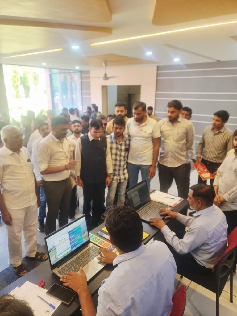 ગોંડલ માર્કેટિંગ યાર્ડમાં ડિજિટલ ક્રાંતિ — 148 ખેડૂતલક્ષી યોજનાઓ માટે ઓનલાઈન અરજીની શરૂઆત, ખેડૂતોને મળશે ઝડપી અને પારદર્શક સેવા.