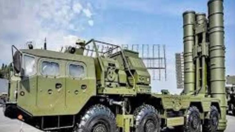 શીર્ષક: વૈશ્વિક તણાવ વચ્ચે ભારતનો મજબૂત સંરક્ષણ નિર્ણય — S-400 સહિત 2.38 લાખ કરોડના હથિયારોની ખરીદી મંજૂર.