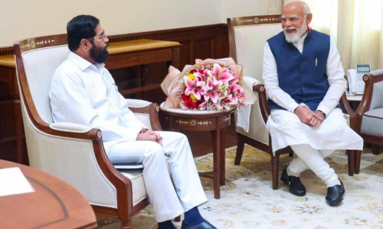 મહારાષ્ટ્રના રાજકારણમાં ‘મોટા ભૂકંપ’ના સંકેત: એકનાથ શિંદેની દિલ્હી મુલાકાત બાદ સત્તાના સમીકરણોમાં ઉથલપાથલની અટકળો તેજ