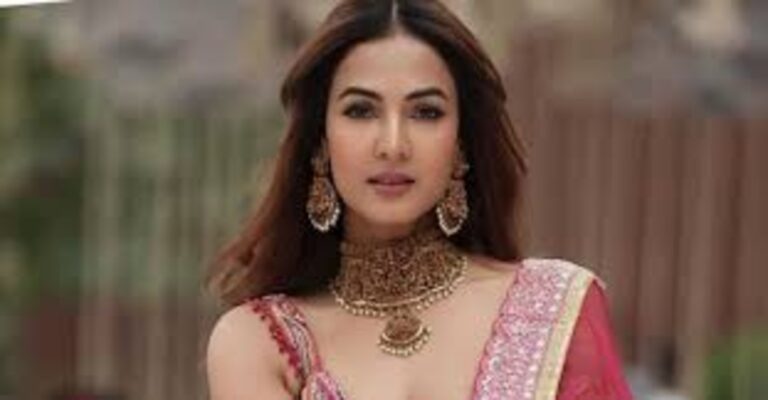 ઈરાન-ઇઝરાયલ તણાવનો પ્રભાવ એર ટ્રાફિક પર : દુબઈમાં ફસાઈ અભિનેત્રી સોનલ ચૌહાણે માંગી ભારત સરકાર પાસે મદદ.