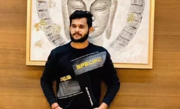 મતદાન પૂર્વે મહેસાણામાં લોહિયાળ ખેલ: ભાજપ ઉમેદવારના ભાણાની છરીના ઘા મારી હત્યા, શહેરમાં ચકચાર — પોલીસ તંત્ર એલર્ટ.