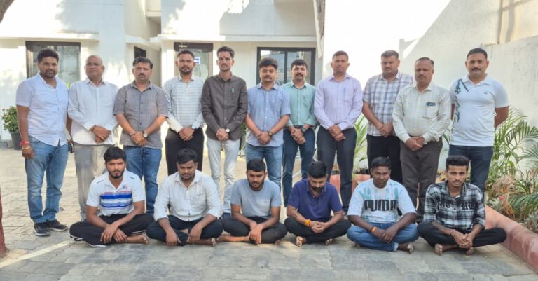 નવસારી હત્યા કાંડનો ખુલાસો: ગેમના વિવાદે લીધો જીવલેણ વળાંક, પોલીસના ઝડપી એક્શનમાં 6 આરોપીઓ ઝડપાયા.