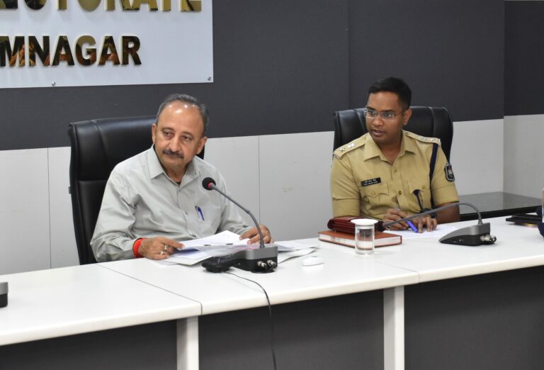 જામનગરમાં સ્થાનિક સ્વરાજ્ય ચૂંટણી-2026ની તૈયારીઓ તેજઃ કલેક્ટર પી.બી. પંડ્યાની અધ્યક્ષતામાં સમીક્ષા બેઠકમાં પારદર્શિતા અને સુવ્યવસ્થા પર ભાર.