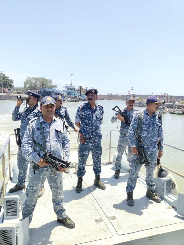 જામનગર મરીન ટાસ્ક ફોર્સનો સઘન કોસ્ટલ પેટ્રોલિંગ ઓપરેશન — દરિયાઈ સુરક્ષાને મજબૂત બનાવવાનો દૃઢ સંકલ્પ.