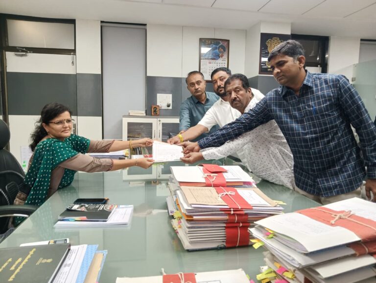 જામનગર મનપા ચૂંટણી પૂર્વે કોંગ્રેસની ગંભીર રજૂઆત: નિષ્પક્ષ મતદાન માટે પોલીસ અને પ્રશાસન પર વિશ્વાસ સાથે ચુંટણી આયોગને અપીલ