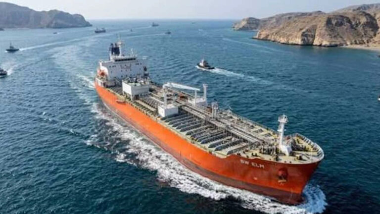 ગલ્ફ તણાવ વચ્ચે ભારતને રાહત – 20,400 મેટ્રિક ટન LPG સાથે ‘Jag Vikram’ કંડલા બંદરે પહોંચશે