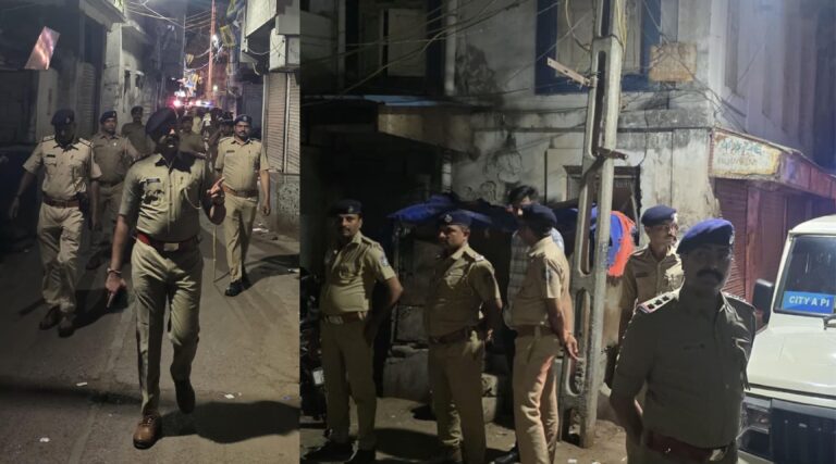 ચૂંટણી પૂર્વે કાયદો-વ્યવસ્થા જાળવવા જામનગરના પટણીવાડ વિસ્તારમાં સિટી-એ ડિવિઝન પોલીસનો કડક કોમ્બિંગ — મોડી રાતના જમાવડાઓ પર પોલીસની લાલ આંખ.