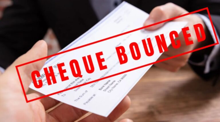 “ચેક બાઉન્સ કેસમાં ફરાર આરોપી ઝડપાયો: ખંભાળિયા પોલીસે વાડીનારના શખ્સને પકડી સજા અમલમાં મૂકી”