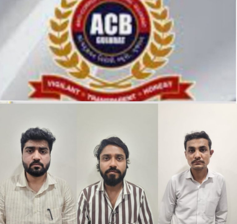 અમદાવાદમાં એ.સી.બી.નો મોટો પ્રહાર – સબ રજીસ્ટ્રાર કચેરીમાં ભ્રષ્ટાચારનું જાળું ભાંગી પડ્યું, રૂ. ૨.૫૦ લાખની લાંચ લેતા ચાર ઝડપાયા.