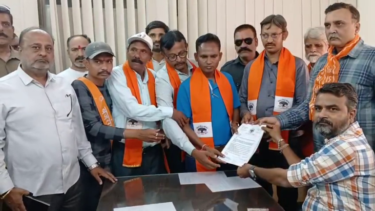જામનગર હત્યા પ્રકરણ બાદ વિહિપનો ઉગ્ર વિરોધ: જિલ્લા કલેક્ટરને આવેદનપત્ર, આરોપીની તાત્કાલિક ધરપકડ, કડક કાનૂની કાર્યવાહી અને સામાજિક શાંતિ જાળવવા માંગ ઉઠી